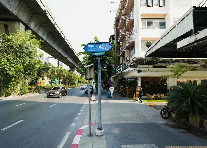 Appartement Sleeppop Sukhumvit 42 - Bts Ekkamai Station - Bangkok